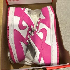 Used Nike dunk low white and laser pink size 9 toddler.